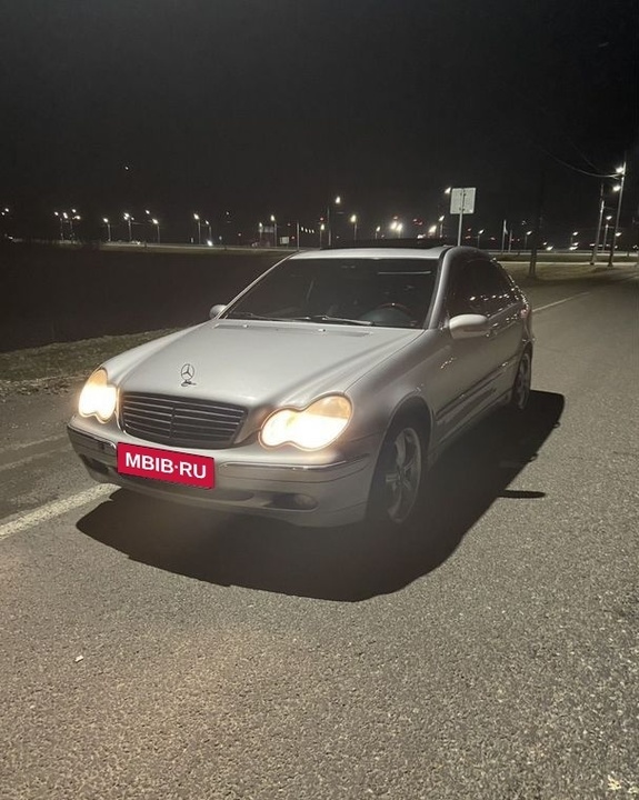 Mercedes-Benz C-Класс, 2002 год, 620 000 рублей, 3 фотография