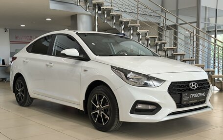 Hyundai Solaris II рестайлинг, 2017 год, 1 050 000 рублей, 3 фотография
