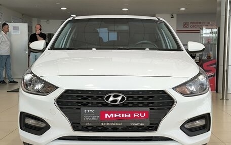 Hyundai Solaris II рестайлинг, 2017 год, 1 050 000 рублей, 2 фотография