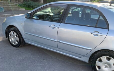 Toyota Corolla, 2005 год, 650 000 рублей, 5 фотография