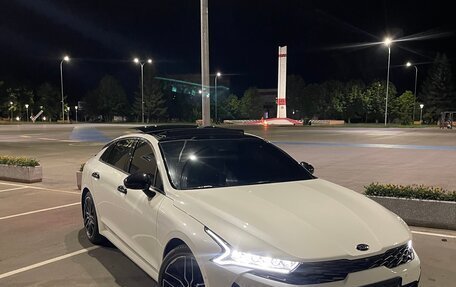 KIA K5, 2021 год, 3 100 000 рублей, 2 фотография