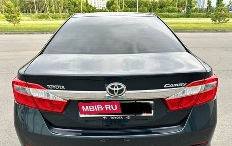Toyota Camry, 2012 год, 2 175 000 рублей, 13 фотография