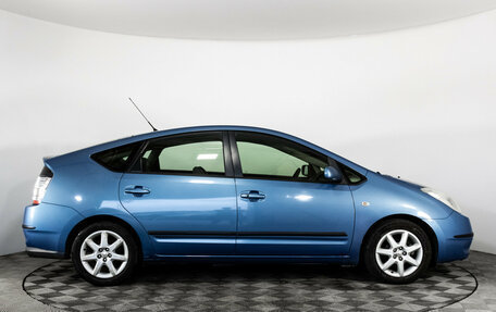 Toyota Prius, 2005 год, 525 000 рублей, 4 фотография