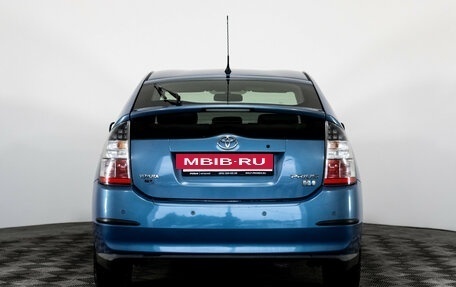 Toyota Prius, 2005 год, 525 000 рублей, 6 фотография