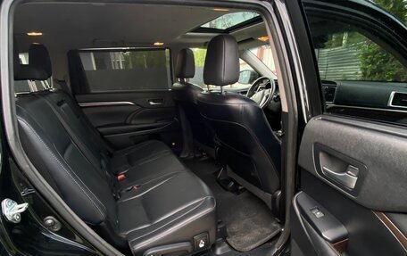 Toyota Highlander III, 2015 год, 2 950 000 рублей, 5 фотография