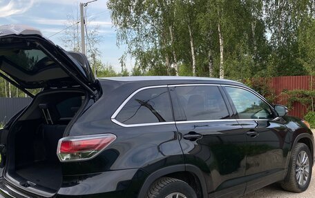 Toyota Highlander III, 2015 год, 2 950 000 рублей, 3 фотография