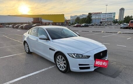 Jaguar XE I рестайлинг, 2015 год, 1 575 000 рублей, 8 фотография