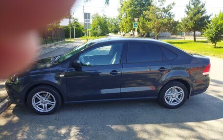Volkswagen Polo VI (EU Market), 2014 год, 900 000 рублей, 2 фотография