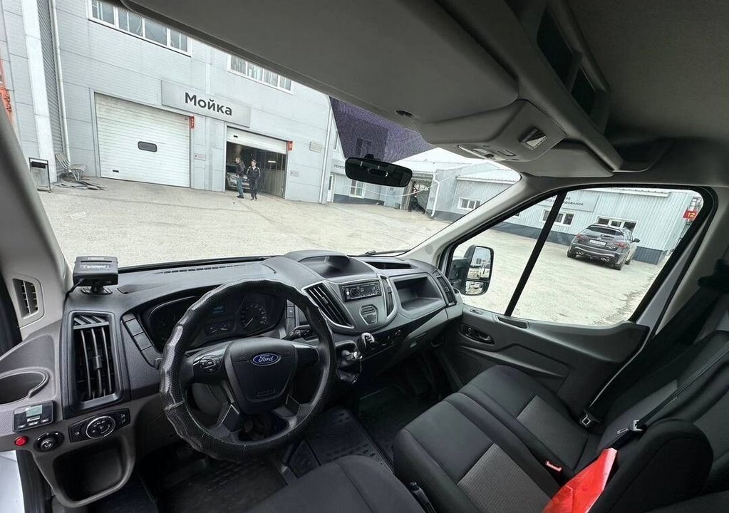 Ford Transit, 2021 год, 2 500 000 рублей, 10 фотография