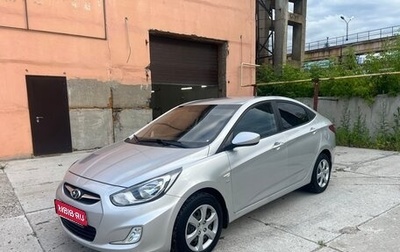 Hyundai Solaris II рестайлинг, 2011 год, 800 000 рублей, 1 фотография