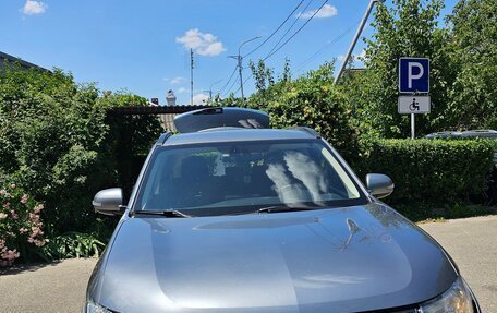 Mitsubishi Outlander III рестайлинг 3, 2012 год, 1 400 000 рублей, 1 фотография
