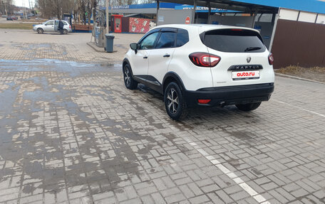 Renault Kaptur I рестайлинг, 2018 год, 1 400 000 рублей, 3 фотография
