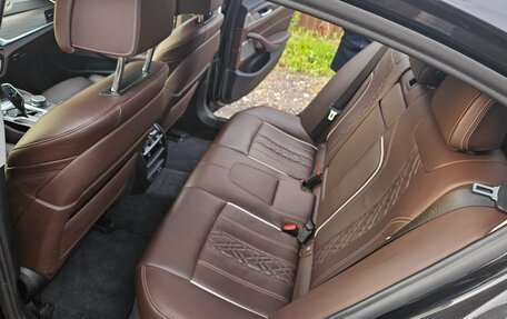 BMW 5 серия, 2020 год, 3 950 000 рублей, 10 фотография