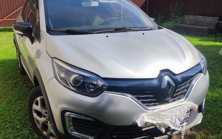 Renault Kaptur I рестайлинг, 2017 год, 1 500 000 рублей, 3 фотография