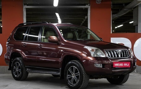 Toyota Land Cruiser Prado 120 рестайлинг, 2006 год, 1 798 000 рублей, 3 фотография