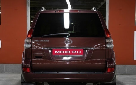 Toyota Land Cruiser Prado 120 рестайлинг, 2006 год, 1 798 000 рублей, 6 фотография
