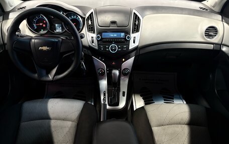 Chevrolet Cruze II, 2012 год, 569 000 рублей, 8 фотография