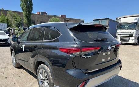 Toyota Highlander, 2025 год, 4 800 000 рублей, 2 фотография