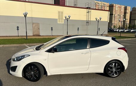 Hyundai i30 II рестайлинг, 2013 год, 830 000 рублей, 2 фотография