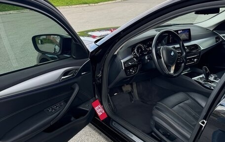 BMW 5 серия, 2018 год, 2 950 000 рублей, 12 фотография