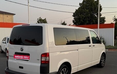 Volkswagen Transporter T5 рестайлинг, 2013 год, 2 450 000 рублей, 4 фотография
