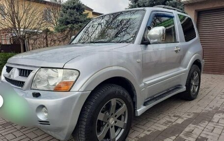 Mitsubishi Pajero III рестайлинг, 2004 год, 1 000 000 рублей, 3 фотография