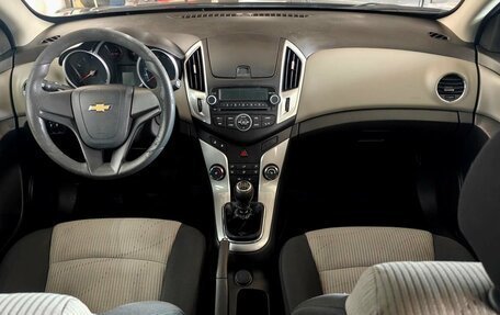 Chevrolet Cruze II, 2014 год, 810 000 рублей, 9 фотография