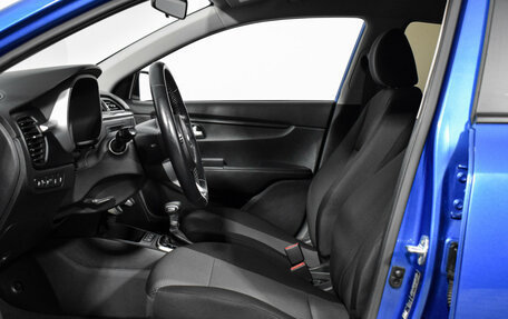 KIA Rio IV, 2021 год, 1 589 000 рублей, 10 фотография
