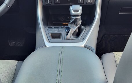 Toyota RAV4, 2025 год, 4 200 000 рублей, 14 фотография