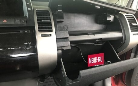 Toyota Prius, 2009 год, 940 000 рублей, 16 фотография