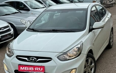 Hyundai Solaris II рестайлинг, 2013 год, 840 000 рублей, 4 фотография