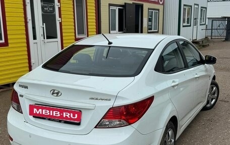 Hyundai Solaris II рестайлинг, 2013 год, 840 000 рублей, 3 фотография