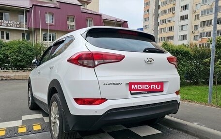 Hyundai Tucson III, 2015 год, 1 990 000 рублей, 6 фотография