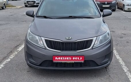 KIA Rio III рестайлинг, 2013 год, 710 000 рублей, 2 фотография