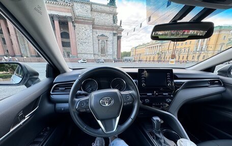 Toyota Camry, 2021 год, 2 572 000 рублей, 5 фотография