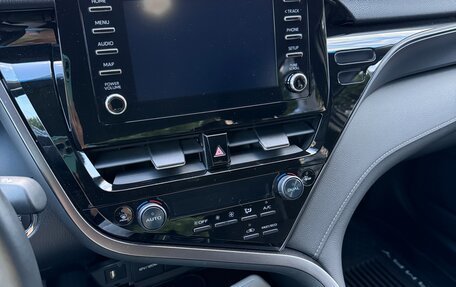 Toyota Camry, 2021 год, 2 572 000 рублей, 8 фотография