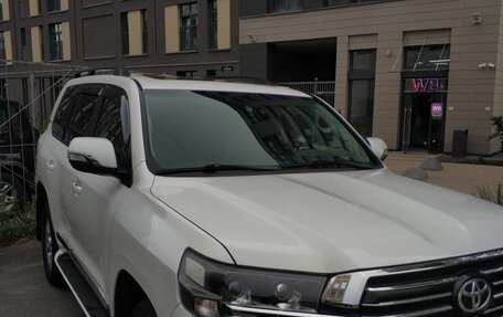 Toyota Land Cruiser 200, 2010 год, 3 000 000 рублей, 3 фотография