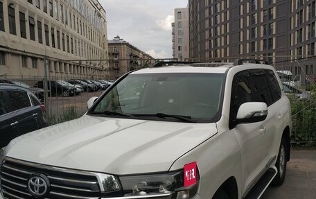 Toyota Land Cruiser 200, 2010 год, 3 000 000 рублей, 4 фотография