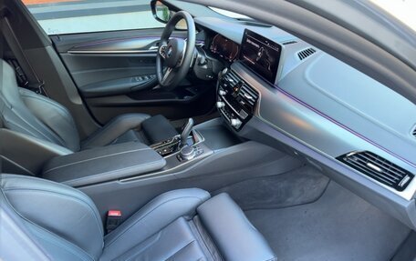 BMW 5 серия, 2021 год, 8 800 000 рублей, 2 фотография
