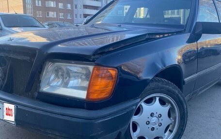 Mercedes-Benz W124, 1987 год, 180 000 рублей, 2 фотография