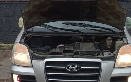 Hyundai Starex I рестайлинг, 2007 год, 650 000 рублей, 3 фотография