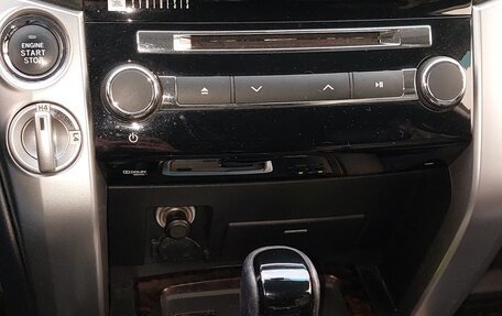 Toyota Land Cruiser 200, 2012 год, 3 500 000 рублей, 6 фотография