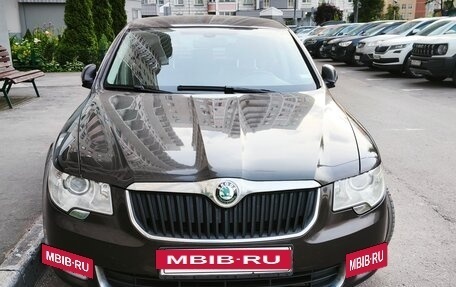 Skoda Superb III рестайлинг, 2012 год, 1 450 000 рублей, 13 фотография