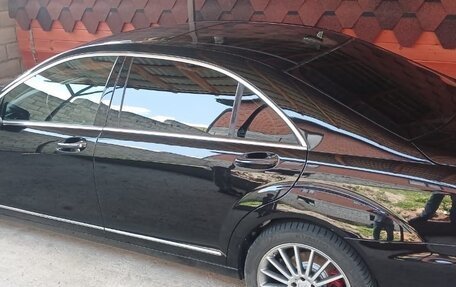 Mercedes-Benz S-Класс, 2010 год, 1 750 000 рублей, 3 фотография