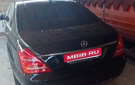 Mercedes-Benz S-Класс, 2010 год, 1 750 000 рублей, 4 фотография
