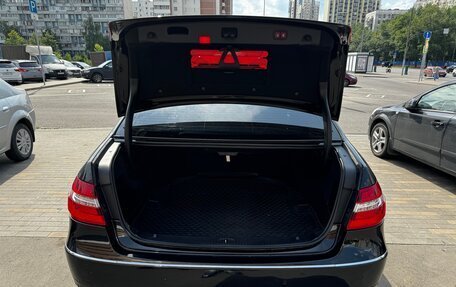 Mercedes-Benz E-Класс, 2011 год, 2 200 000 рублей, 9 фотография