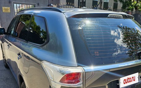 Mitsubishi Outlander III рестайлинг 3, 2012 год, 1 400 000 рублей, 4 фотография
