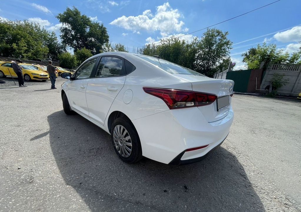 Hyundai Solaris, 2019 год, 699 800 рублей, 5 фотография