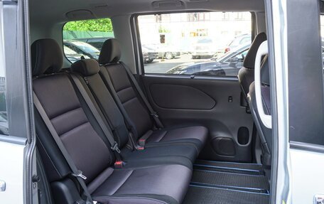 Nissan Serena IV, 2016 год, 1 797 000 рублей, 10 фотография