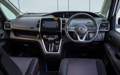 Nissan Serena IV, 2016 год, 1 797 000 рублей, 6 фотография